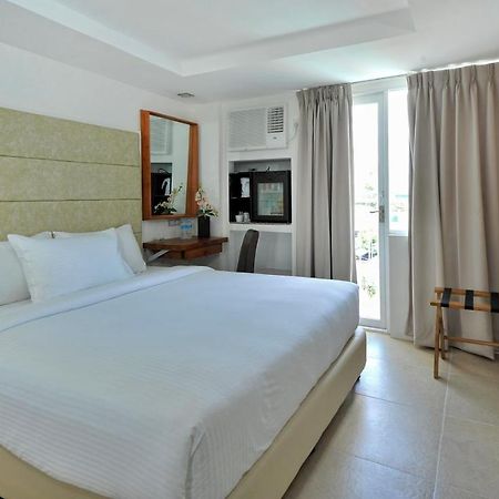 Wellcome Hotel Cebu Екстер'єр фото