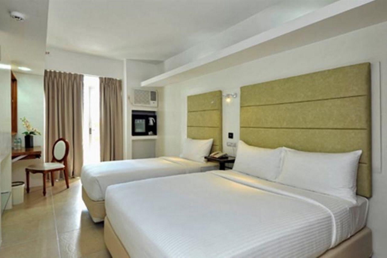 Wellcome Hotel Cebu Екстер'єр фото