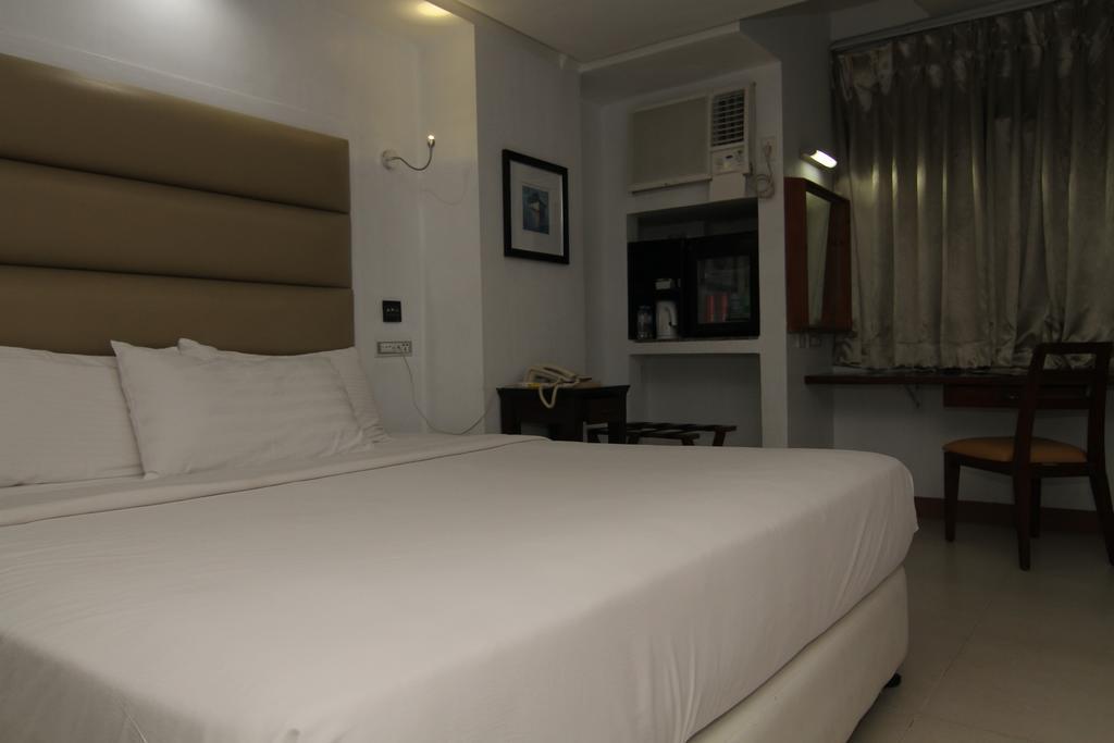 Wellcome Hotel Cebu Екстер'єр фото