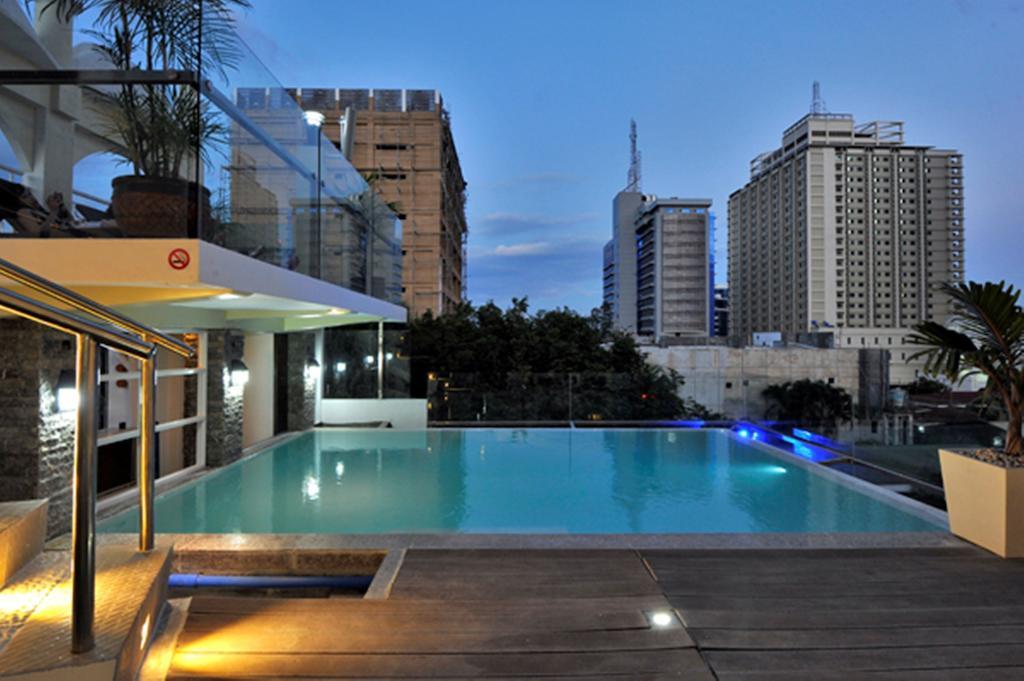 Wellcome Hotel Cebu Екстер'єр фото